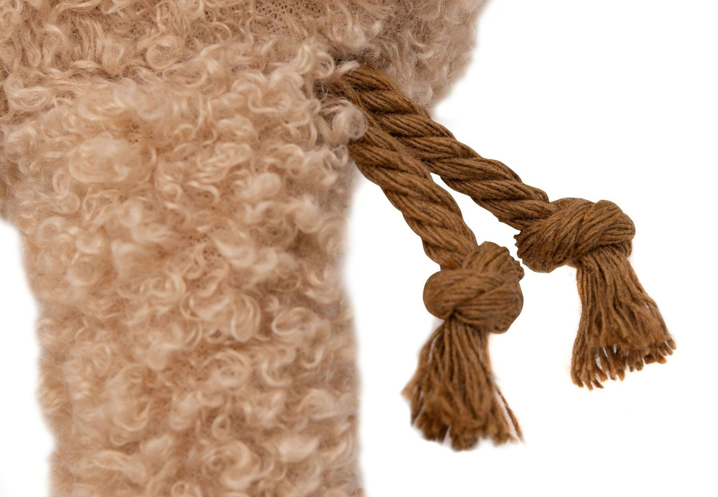 Jollein | Hasen-Wagenaufhänger am Flussufer