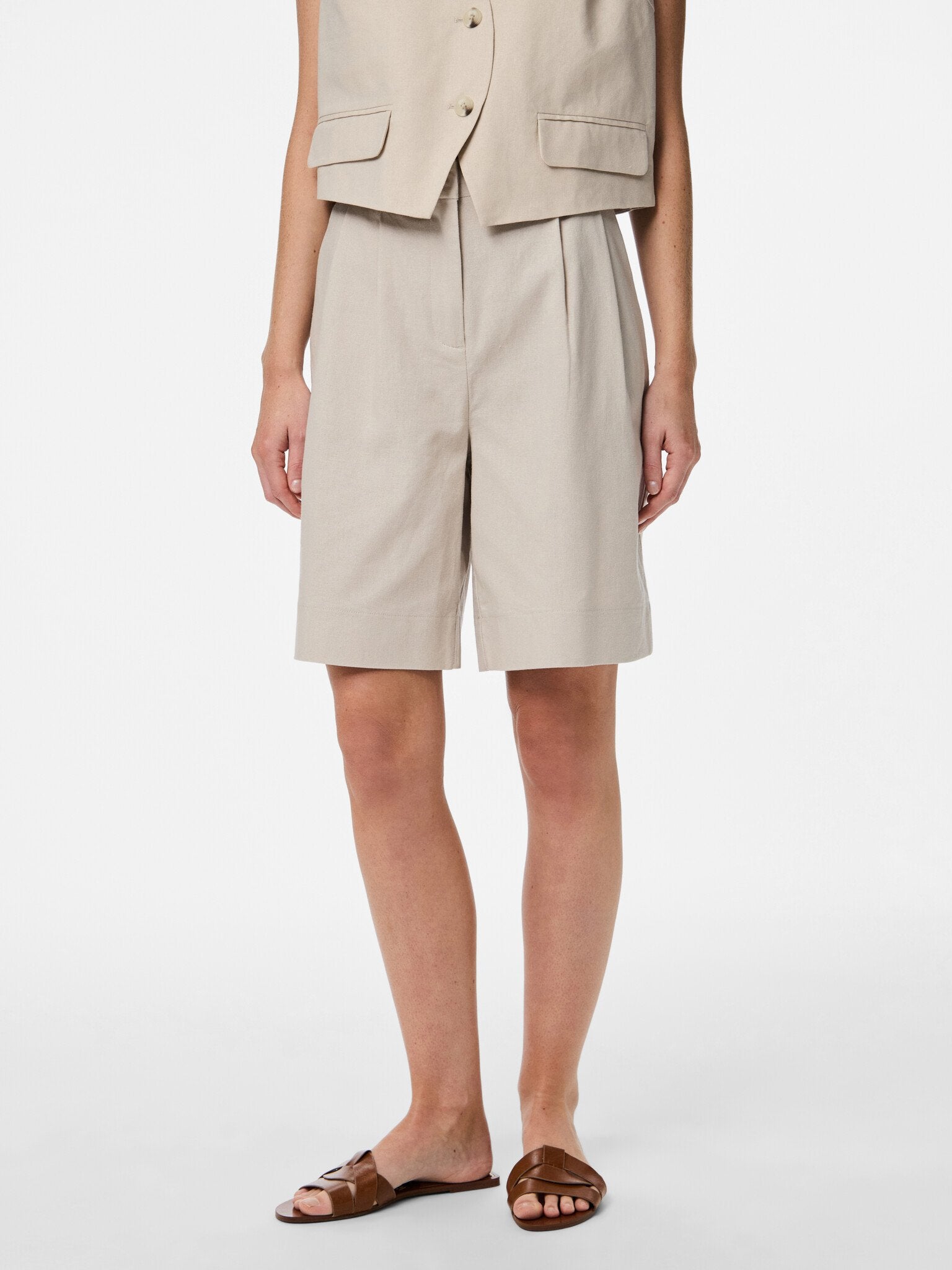 Pieces | Short Tiki silver gray
