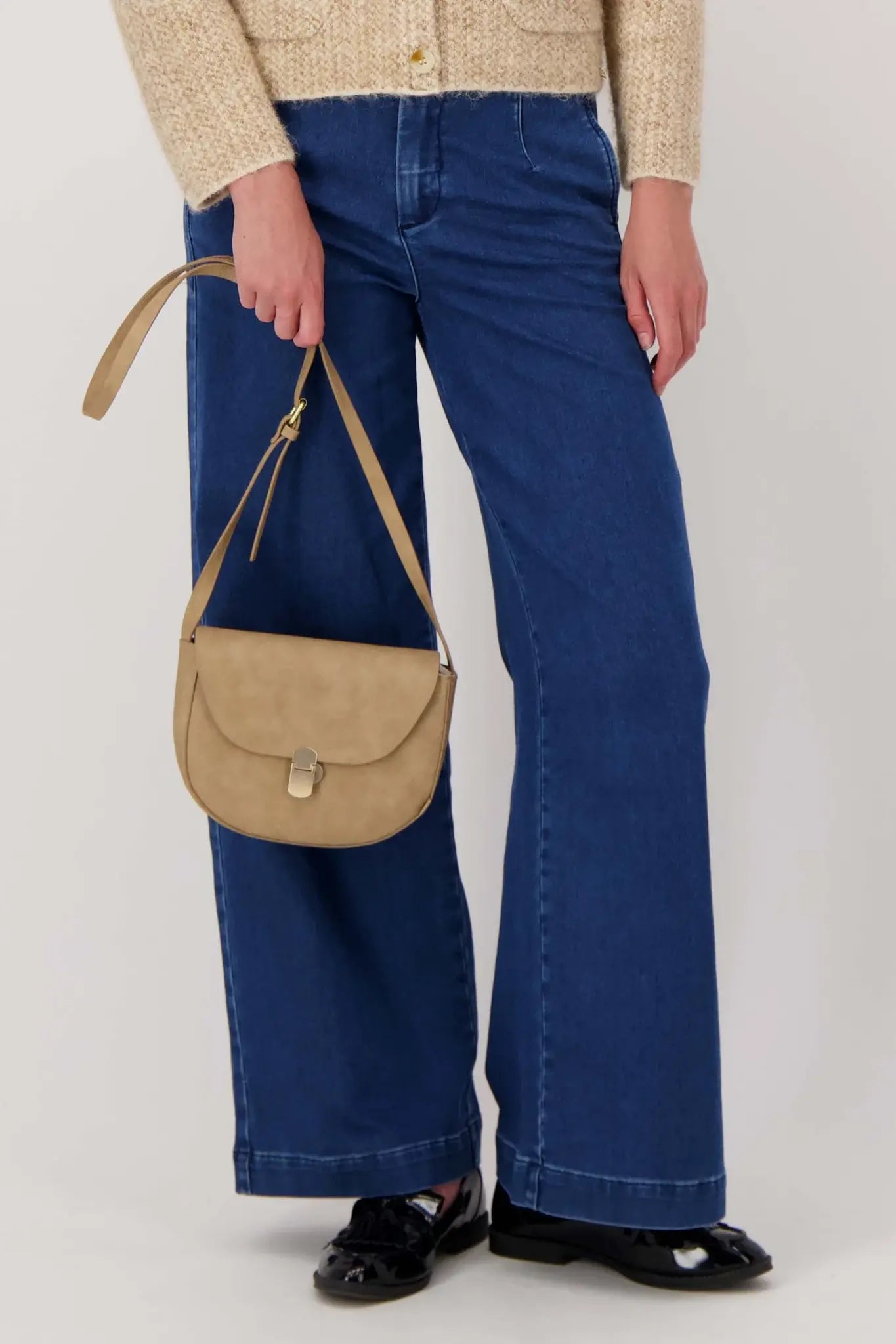 Zusss | Schoudertasje gouden sluiting taupe