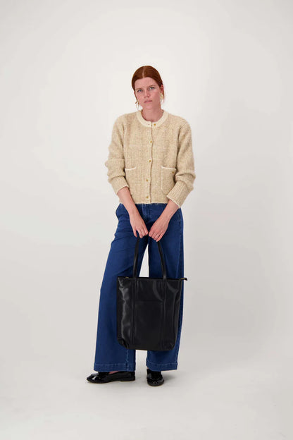 Zusss | Schoudertas met voorvak zwart