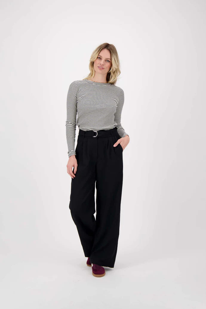 Zusss | Top rib met streep zwart