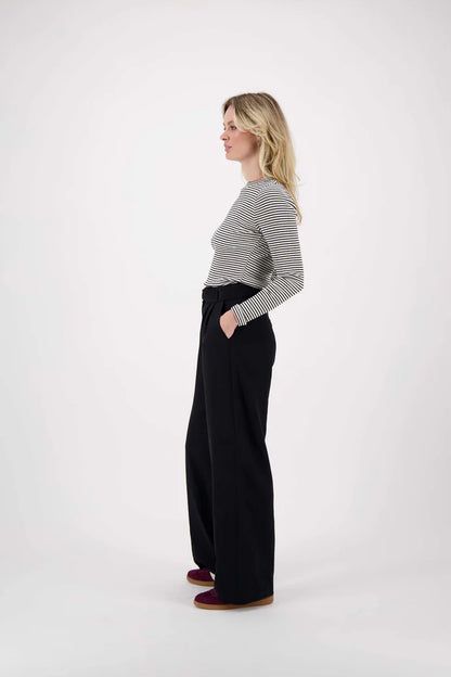 Zusss | Top rib met streep zwart