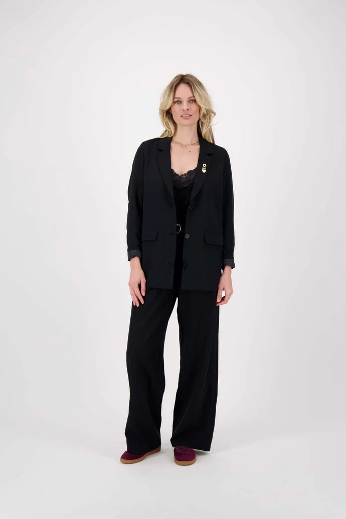 Zusss | Blazer met broche zwart