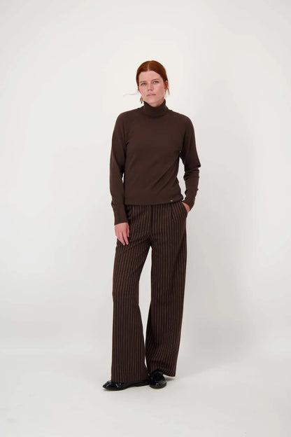 Zusss | Schokoladenbraune Nadelstreifenhose