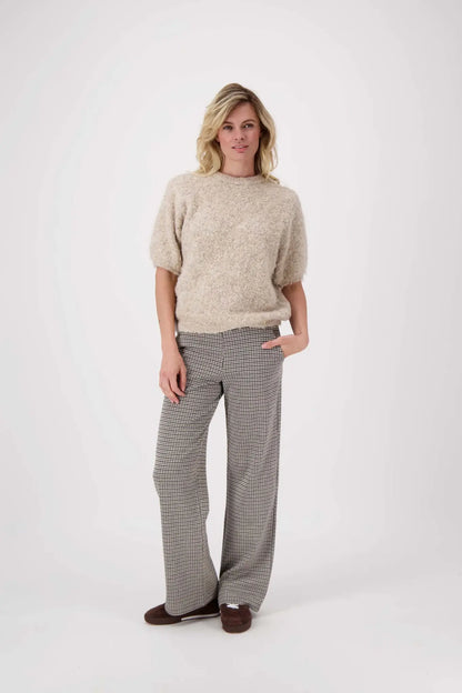 Zusss | Boucle trui met ronde hals beige