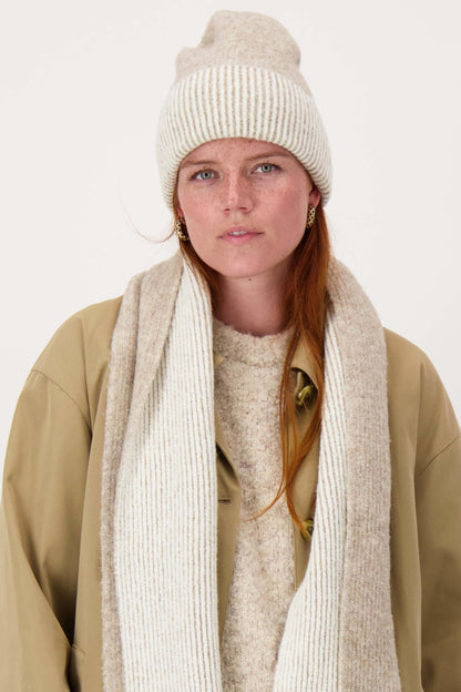 Zusss | Gebreide muts met tipping taupe