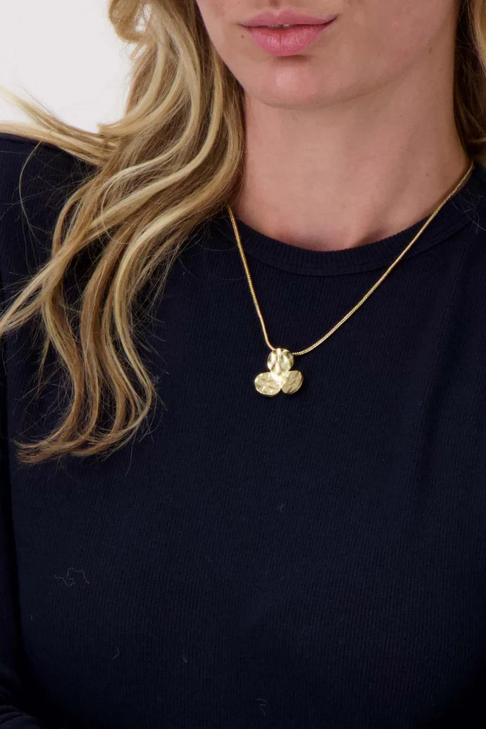 Zusss | Ketting bloembedel goud