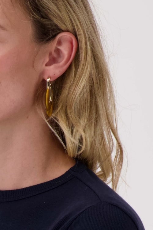 Zusss | Oorbellen resin rond mid brown