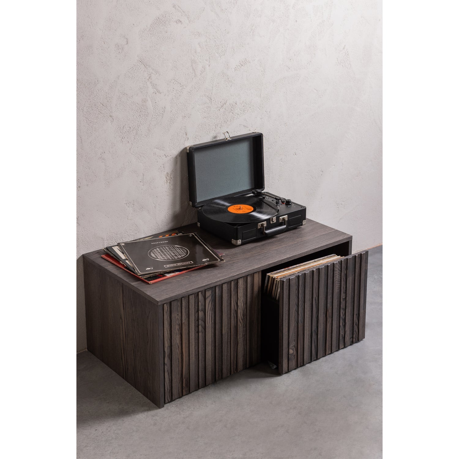 Woood New Gravure Kistbank essen espresso