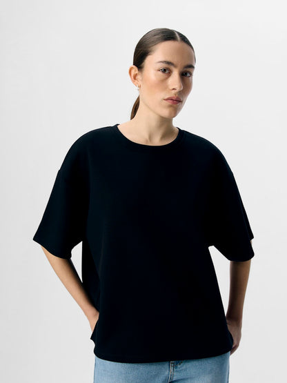 Object | T-Shirt Andrea zwart NOOS