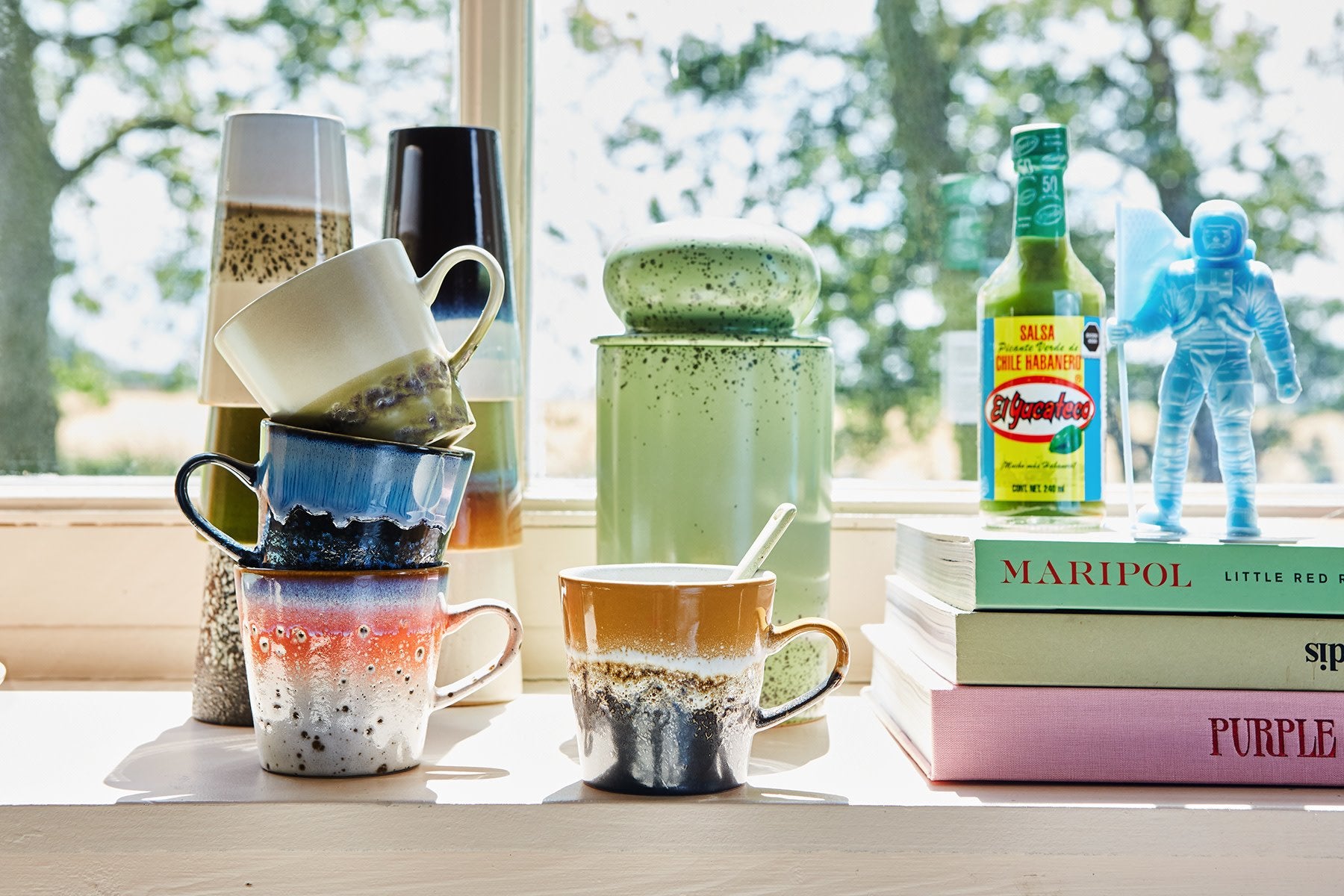 HK Living | 70's servies americanokopje Asteroids