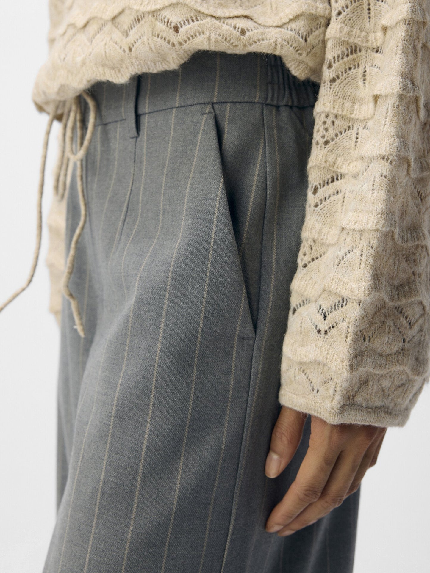 Objekt | Hose Lisa weit mittelgrau/humus 