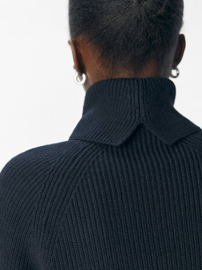 Objekt | Rollkragenpullover Viola schwarz NOOS