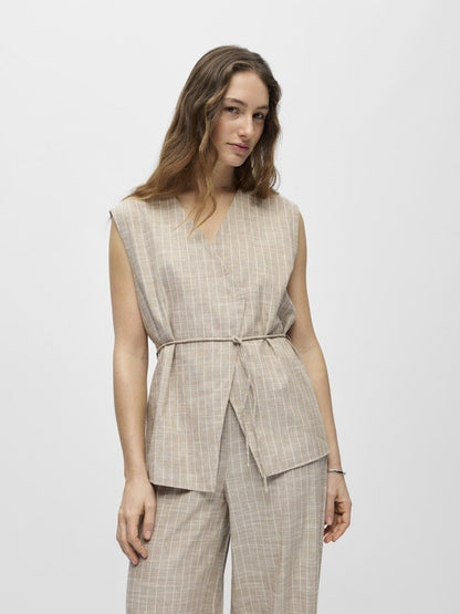 Object | Gilet Paula Yui crockery