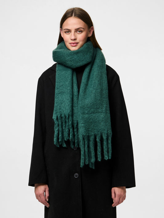 Teile | Nikita Schal grün