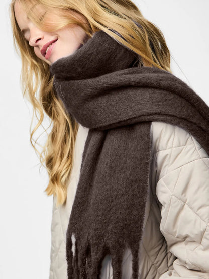 Pieces | Sjaal Nikita hot fudge