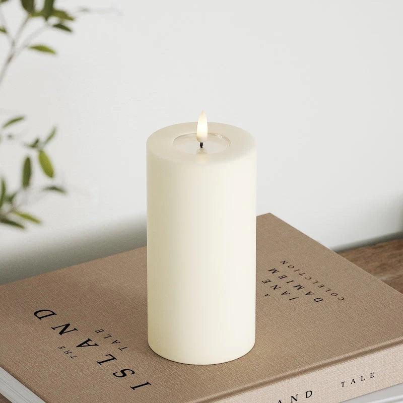 Deluxe Homeart | LED Kaars creme 7.5x15cm
