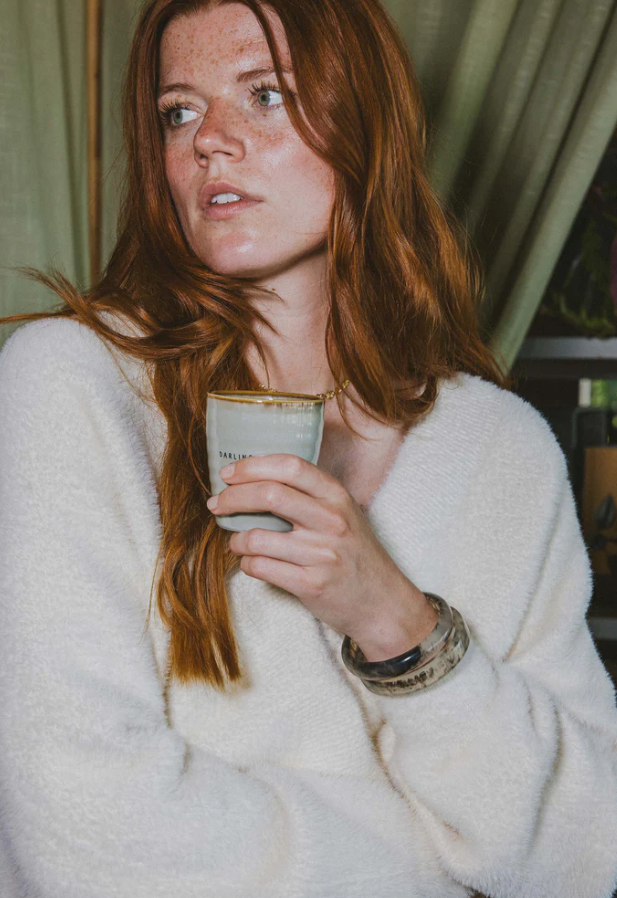 Zusss | Wickelpullover aus flauschigem, cremeweißem Garn