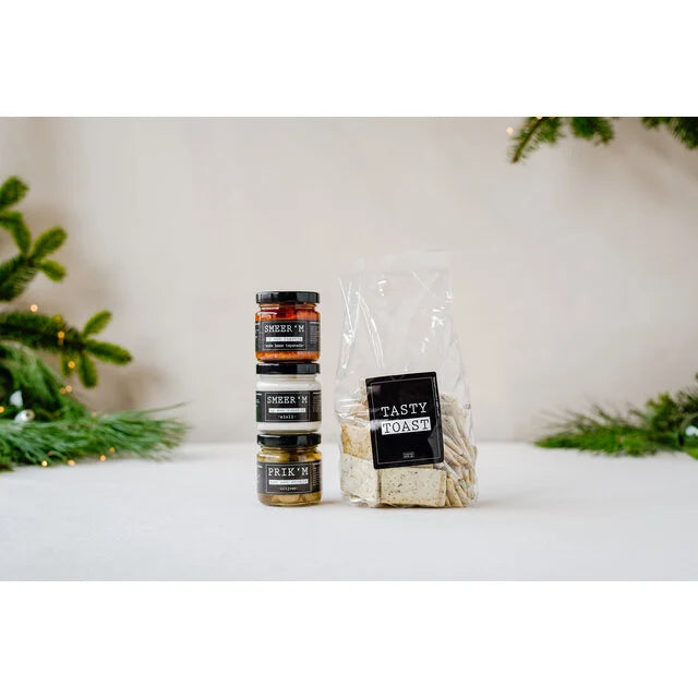 Flessenwerk | Tapenade Smeer 'm oude kaas tapenade