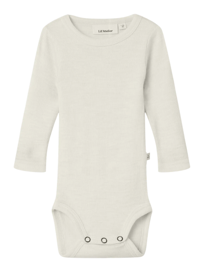 Lil Atelier | Strampler aus Wolle von Nalu durtledove 